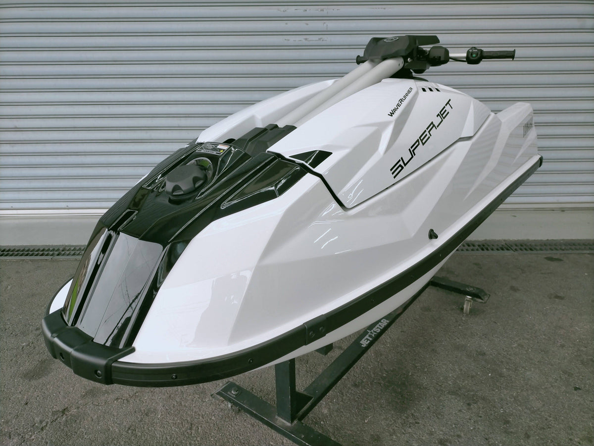 SUPER JET '22 only 10hours [excellent condition, Fresh water use only]