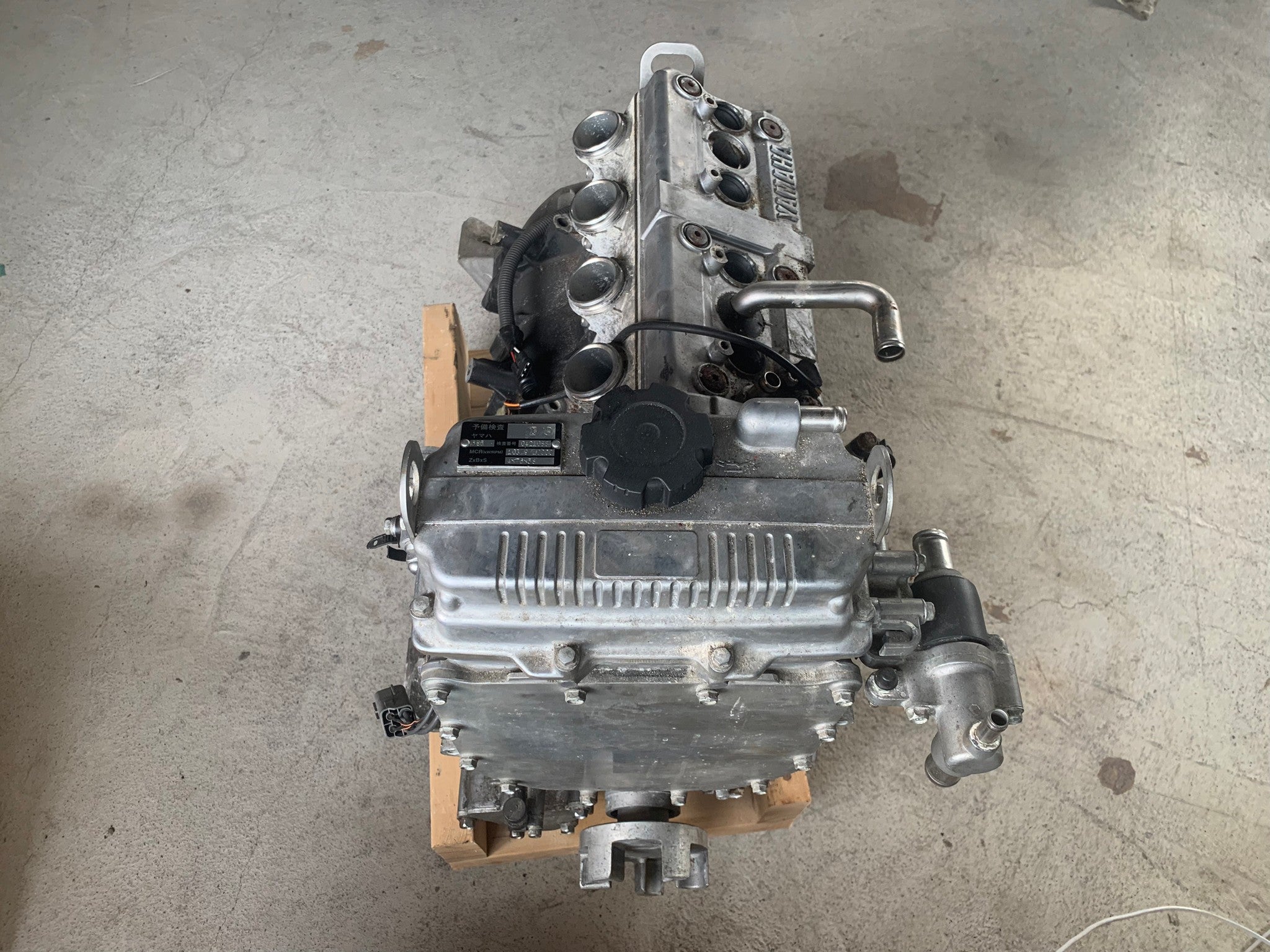 YAMAHA FX160 '04 OEM ENGINE (WITH DEFECT) Used [Y7642-00]