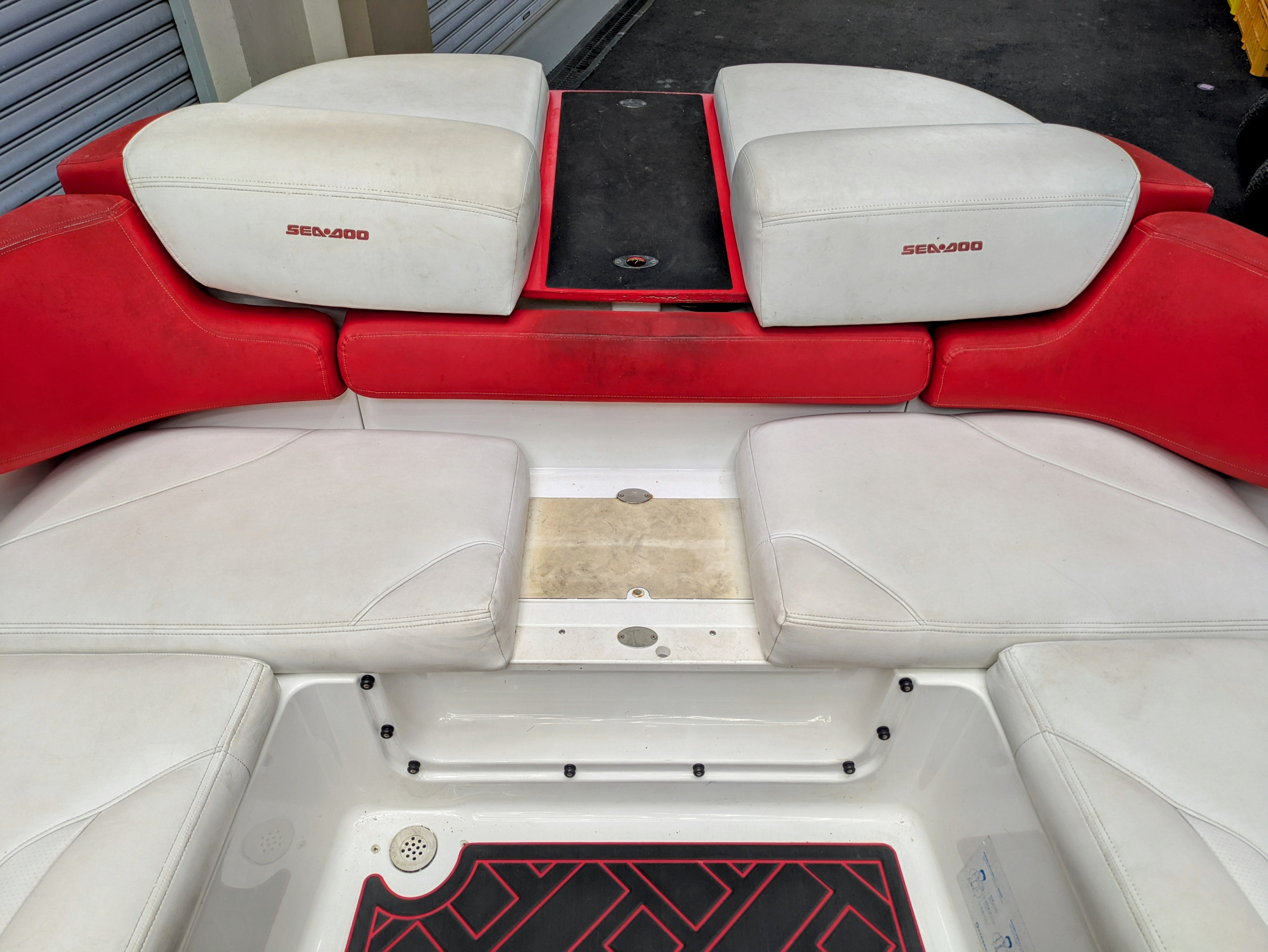 230Challenger '09 Used [Good condition]