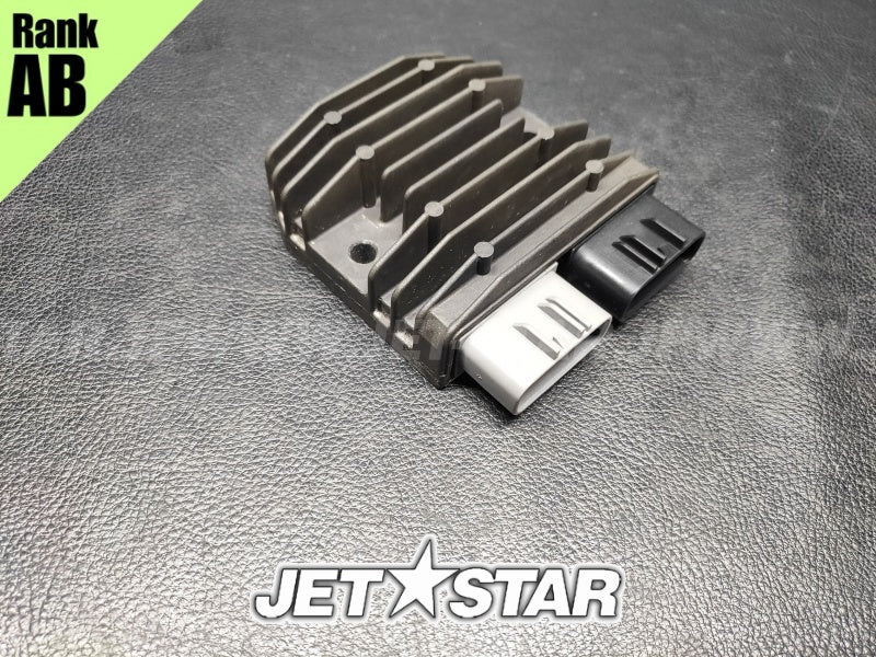 Used 710001103 VOLTAGE REGULATOR [S1330-22]