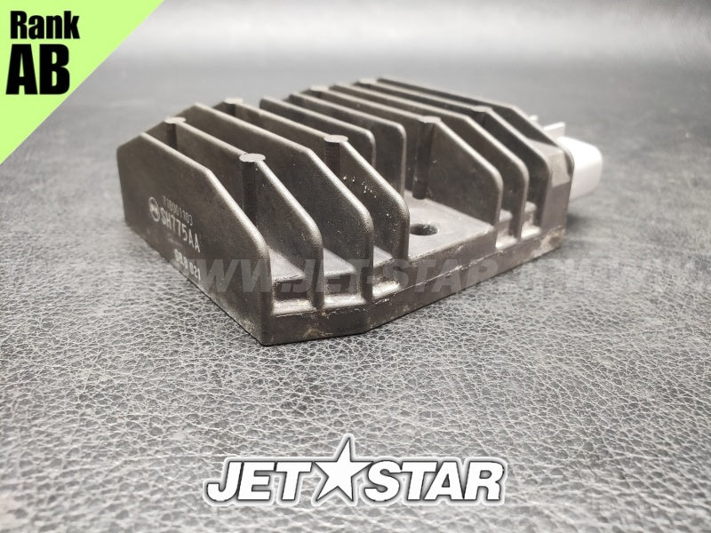 Used 710001103 VOLTAGE REGULATOR [S1330-22]