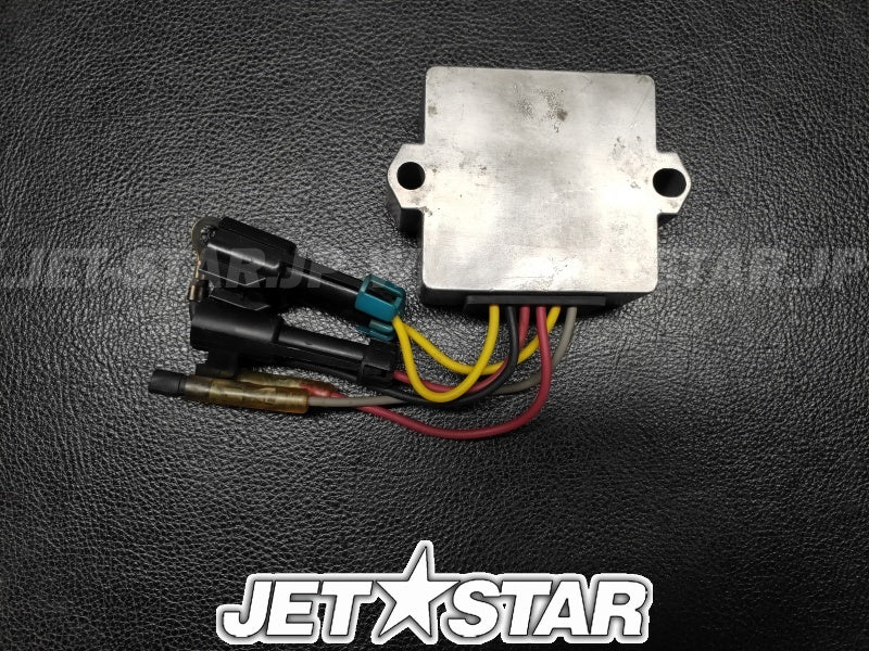 Used 883072T2 VOLTAGE REGULATOR [X2309-05]