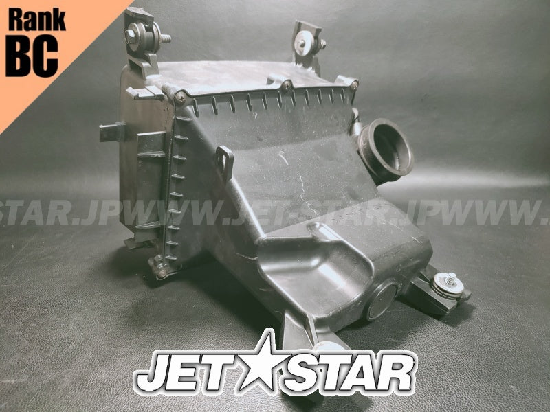 Used 6JF-14410-00-00 AIR CLEANER ASSY [X2312-30]