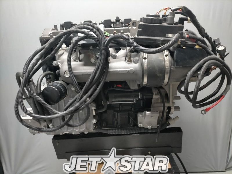 Used ENGINE AR242 limited S '15 *Full comp engine [X2323-00]