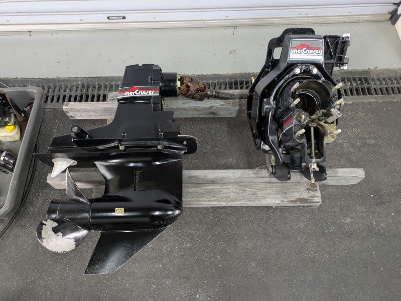 Used ENGINE Mercruiser Alpha one drive complete [Fresh water, Great condition] [X2505-06]