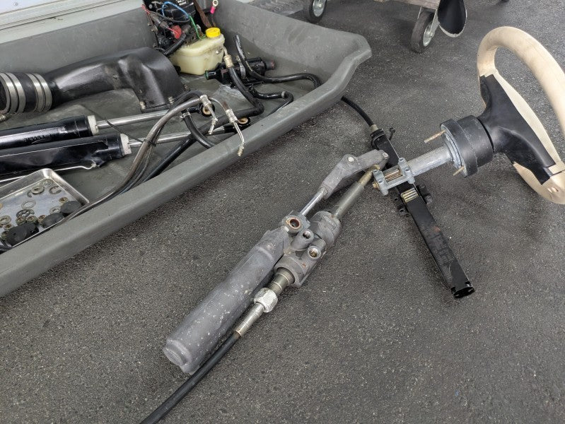 Used ENGINE Mercruiser Alpha one drive complete [Fresh water, Great condition] [X2505-06]