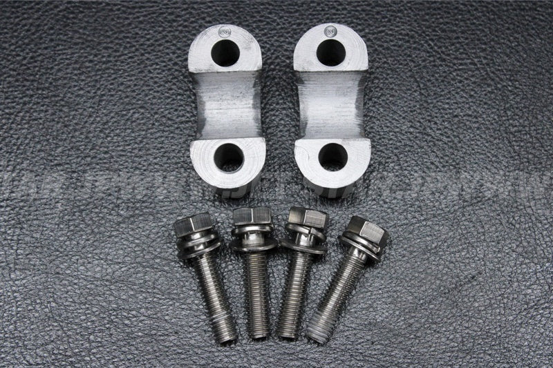 Used 46012-3722 HOLDER-HANDLE,LWR  [K0219-19]