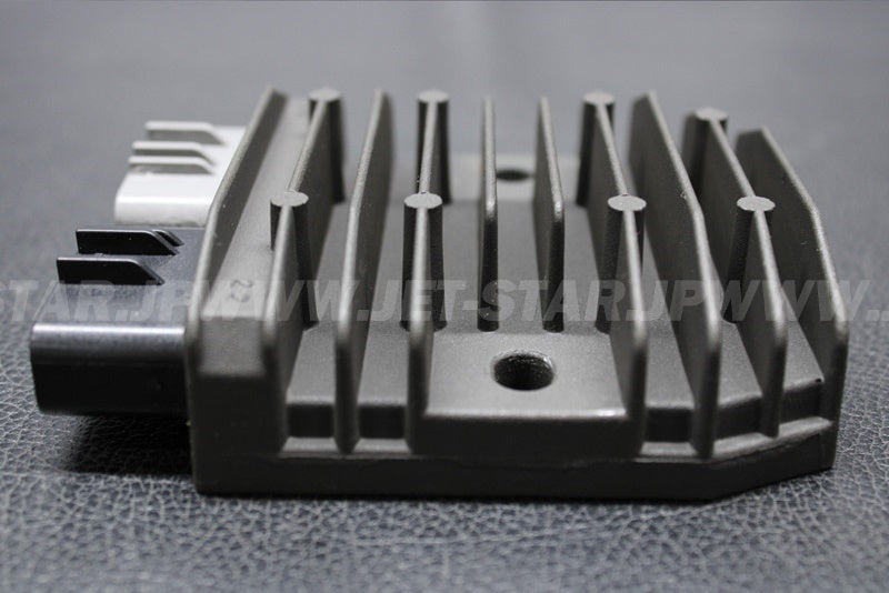 Used 710001103 VOLTAGE REGULATOR [S1169-10]