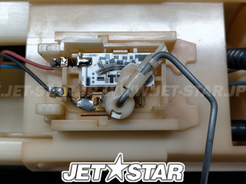 Used 60E-13907-02 FUEL PUMP COMP [Y3571-13]