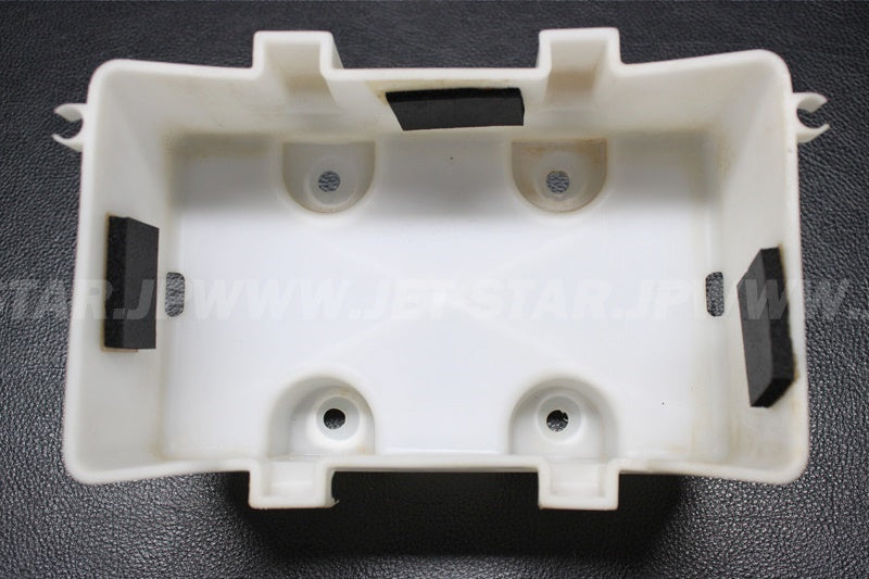 Used GP7-U8211-00-00 CASE, BATTERY YMUS [Y8775-27]